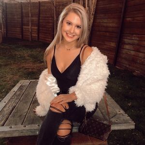 Meet your Posher, Kenzie